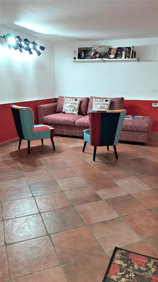Movie Star Apartment With Garden Florence Luaran gambar