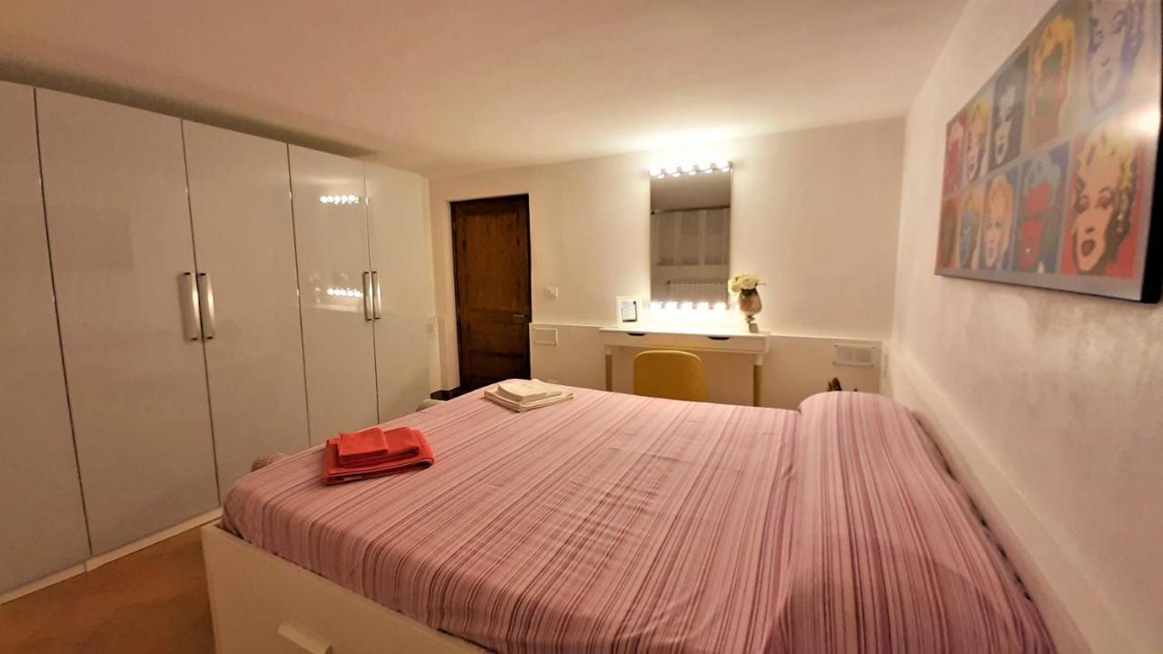 Movie Star Apartment With Garden Florence Luaran gambar