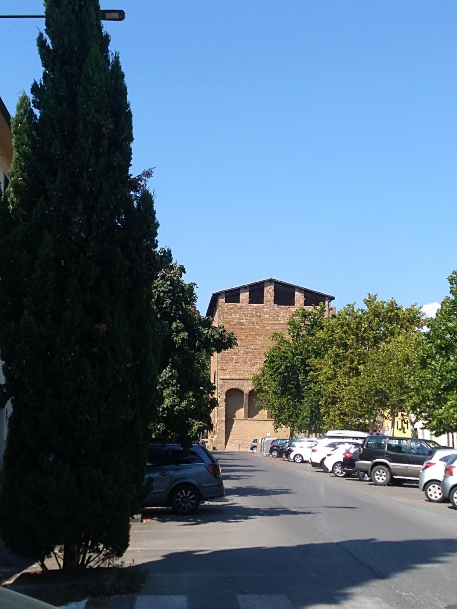 Movie Star Apartment With Garden Florence Luaran gambar
